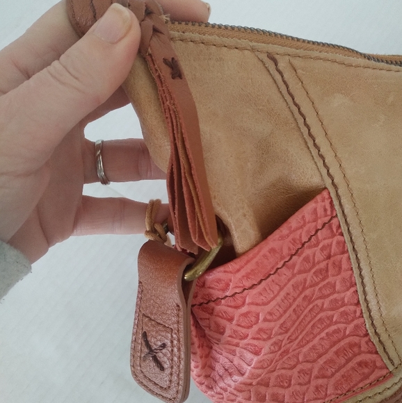 The Sak tan full grain leather hobo purse - Picture 8 of 9